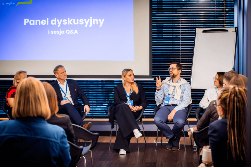 Panel dyskusyjny z prelegentami podczas EduTalks by LangLion 2025